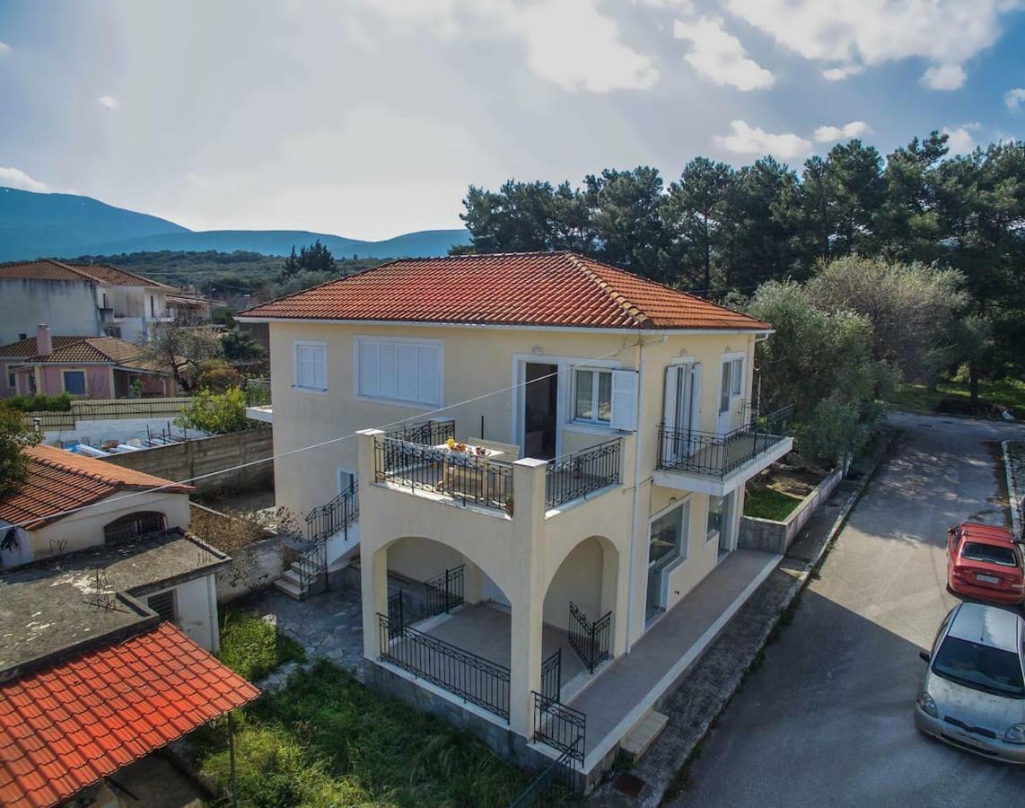 House Of Hats - Next To The Coast - Karavomylos Bagian luar foto