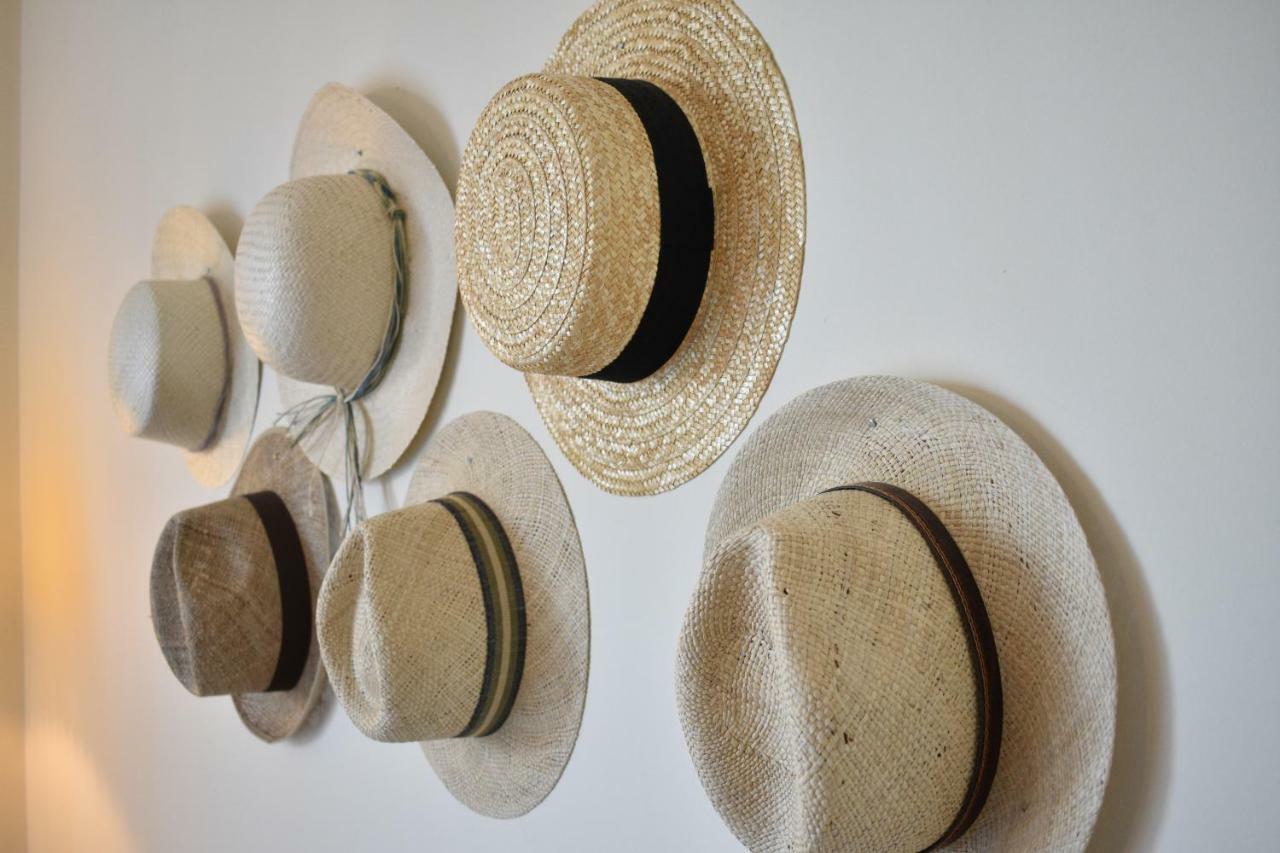 House Of Hats - Next To The Coast - Karavomylos Bagian luar foto
